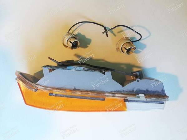 Front left turn signal and warning light - CITROËN M35 - 431G- 9
