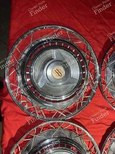 Jeu de 4 enjoliveurs avec papillons - CITROËN DS / ID - thumb-1