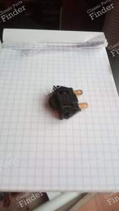 INTERRUPTEUR DE BOITE À GANTS - RENAULT Clio 1 - 26103- thumb-3