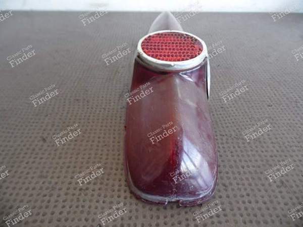 CABOCHON FEU ARRIERE SIMCA ARONDE P60 - SIMCA Aronde - BS2515 - G2 SIMCA- 1