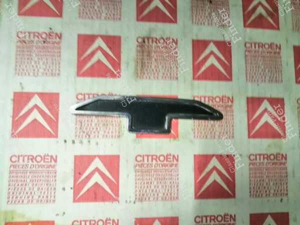 Turbo' sign on hood - CITROËN CX 