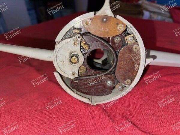 Vollständiger Kommodo - RENAULT Dauphine / Ondine - 4