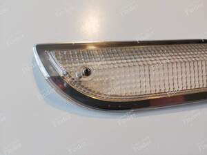 Feu clignotant / veilleuse avant droit - PEUGEOT 504 - 1046 0A- thumb-3