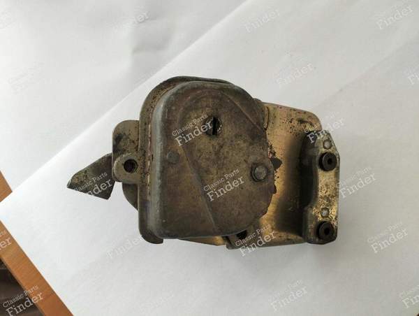 Assemblage du loquet de la porte latérale gauche - JAGUAR Type E - 0