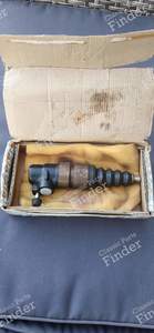 Clutch slave cylinder - AUDI 100 / 200 / 5000 (C2) - 857721261 / 431721261 / 443721261- thumb-5