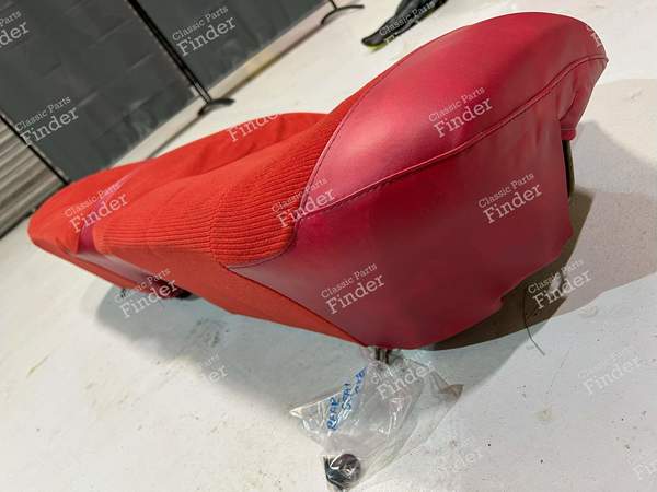 Original rote Innensitze - Kompletter Satz - FORD Capri - 3