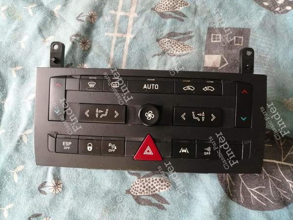 Steuerung der Klimaanlage und anderer Funktionen - CITROËN C6 - 96573328ZD02- 0