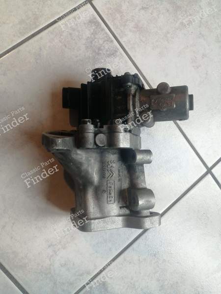 EGR valve 2.2 hdi engine - CITROËN C6 - 9656911780- 0