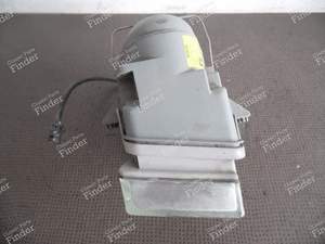 ANTIBROUILLARD DROIT PHASE 1 - MERCEDES BENZ SL (R129) - Bosch 0305120002  Mercedes 1298200256 ou A1298200256- thumb-2