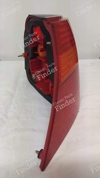 Feu arrière gauche complet avec porte-ampoules - VOLKSWAGEN (VW) Golf IV / Bora / Jetta - OEM: VW 1J6945- 2