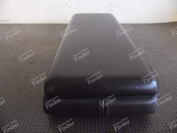 Armrest / Cassette Case - PORSCHE 928 - Référence 92855570153 équivalente à 92855570102, 477857453 ou 477857059- 2