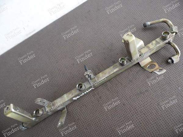 RAMPE INJECTION PORSCHE 944-1 - PORSCHE 944 - 944.110.080.04- 2