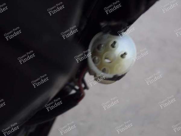 RIGHT TAIL LIGHT 477945216 PORSCHE 944 & 924 - PORSCHE 944 - 477.945.216- 8