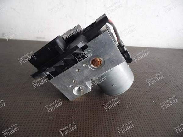 ABS HYDRAULIC UNIT 99635575540 PORSCHE 996 3,4 CARRERA 4 PSM - PORSCHE 911 (996) - 99635575540- 4