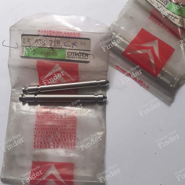 Brake pad retention kit + pins - CITROËN CX - 5439219