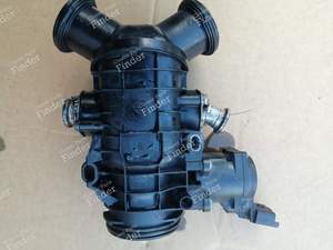 Boîtier d'eau thermostatique - CITROËN C6 - C8WOA PA66GF30 / 4S7Q9L444C- thumb-1