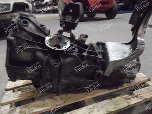 BOITE DE VITESSES "MD" - PORSCHE 924 - 016300043K- thumb-9