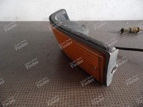 CLIGNOTANT DROIT 63131373298 BMW E28 - BMW 5 (E28) - 1366572- 4