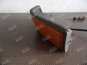 CLIGNOTANT DROIT 63131373298 BMW E28 - BMW 5 (E28) - 1366572- thumb-4