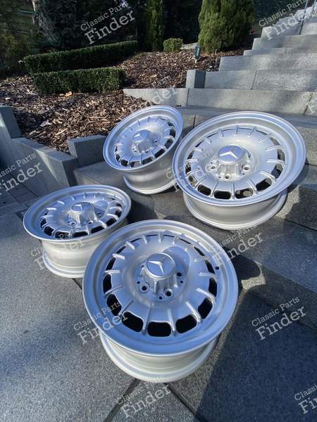 MERCEDES BAROCK ORIGINAL RIM - W108 W126 R107 - 6,5Jx14H2 ET30/1084001002 - MERCEDES BENZ W108 / W109 - 1084001002- 0