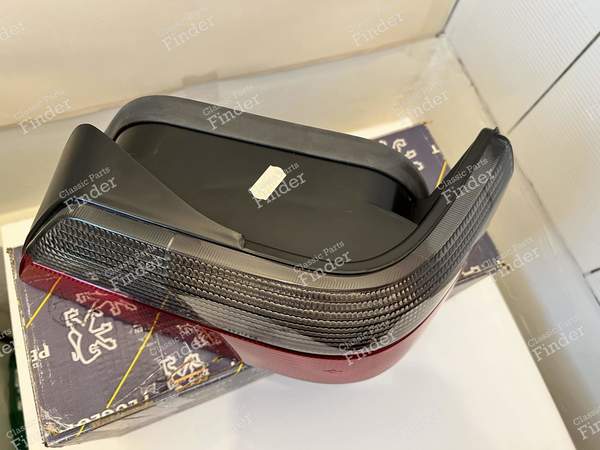 Rechtes Rücklicht - PEUGEOT 605 - 2173 / 84281 / 6351.76- 2