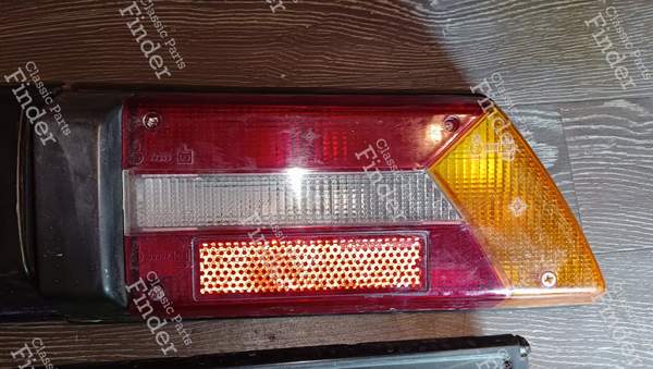Alfasud Sprint series 3 tail lights - ALFA ROMEO Alfasud Sprint - 538976 / 60536489 / 006749859 / 006749860 (?)- 1