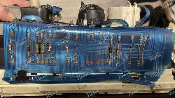 Instrument cluster - 16V version - VOLKSWAGEN (VW) Golf II / Jetta - 2