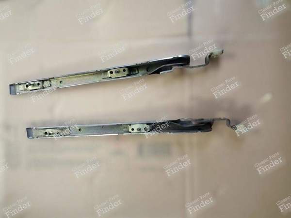 Pair of rear trunk compasses - CITROËN CX - 1