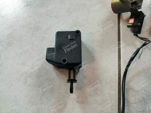 Schließblech des hinteren Kofferraums - CITROËN XM - thumb-5