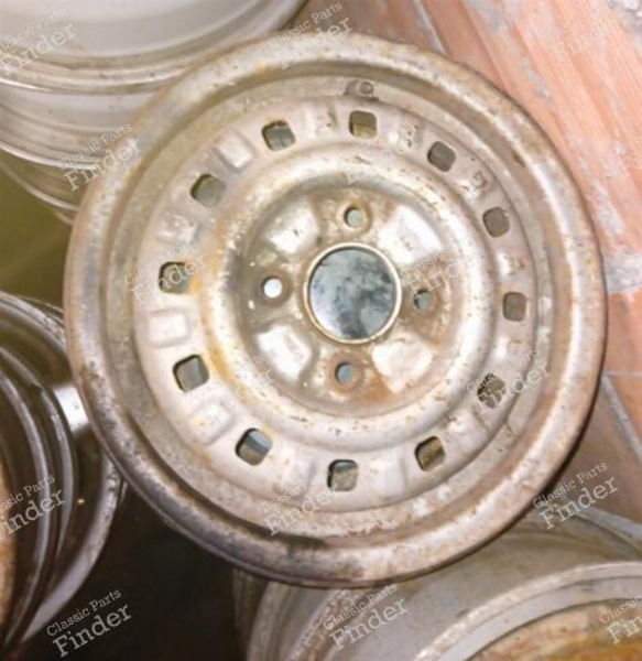 13-inch rim - FORD Fiesta - 6136415 / 84FBAA91133- 0