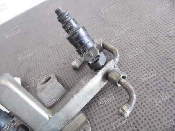RAMPE INJECTION 94411008007 PORSCHE 944-1 - PORSCHE 944 - 0280150201- 4