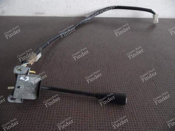 TURN SIGNAL / HEADLIGHT SWITCH 6131136363 BMW E3 & E9 - BMW 2500/2800/2.8/3.0/3.3 (E3) - 1354487- 0