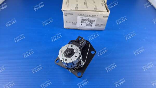 Moteur commande de volet de climatisation - PEUGEOT 406 - 6447F6- 1