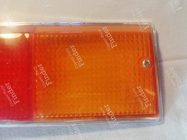 Taillight for Renault 10 First Series - Left - RENAULT 8 / 10 (R8 / R10) - P.K. LMP 3693- 3