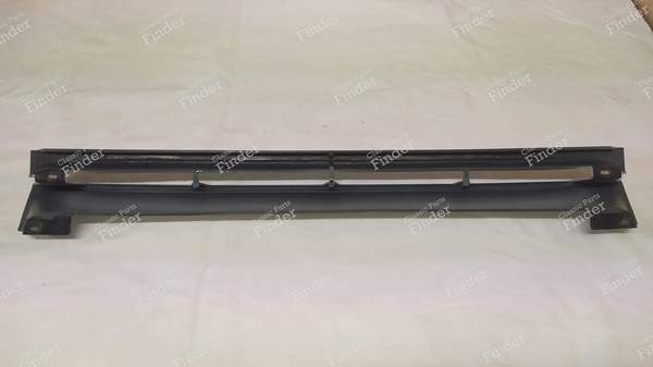 Calandre de R21 phase 2 - RENAULT 21 (R21) - OEM: 7700790245- 1
