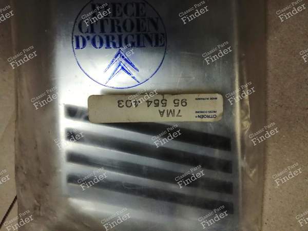Pour Série 1, habillage custode inox - CITROËN CX - 95554403- 0