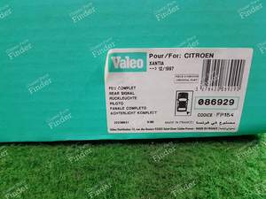 Feu arrière droite complet - CITROËN Xantia - 086929 / FP154- thumb-1