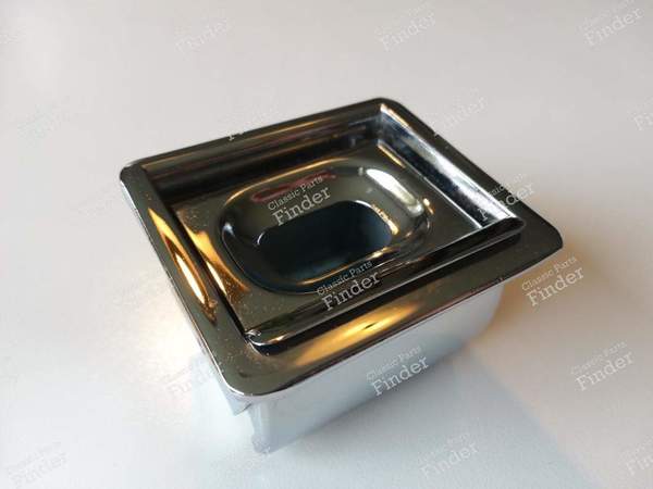 Original chrome-plated ashtray for Austin Healey, Shelby Cobra, Sunbeam... - AUSTIN-HEALEY 100 / 3000 - 739962 / 739972 / 14B2016- 0