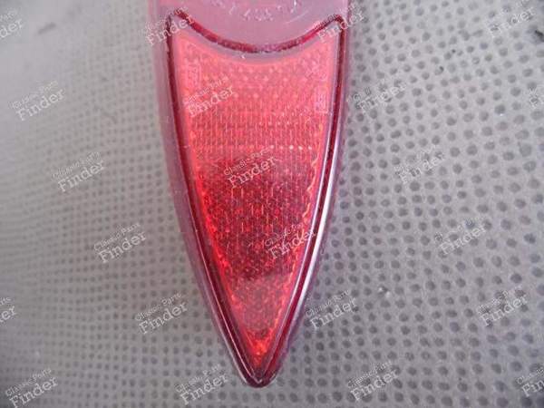 CABOCHON FEU ARRIERE 11409741 FORD TAUNUS P4-12M - FORD Taunus 12M (P4) - K23287- 3