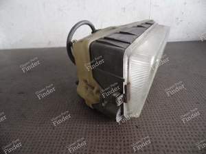 FRONT LEFT FOG LAMP - PORSCHE 928 - 0305401001 / 92863141601- thumb-2