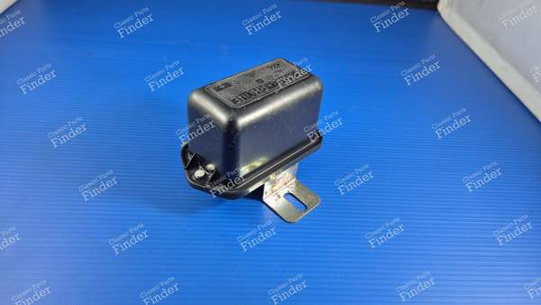 Spannungsregler für den Generator - PEUGEOT 104 / 104 Z - AYB 21- 0