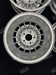 Original Baroque wheels - 6.5Jx14 ET30 - MERCEDES BENZ W108 / W109 - 1084001002- thumb-7