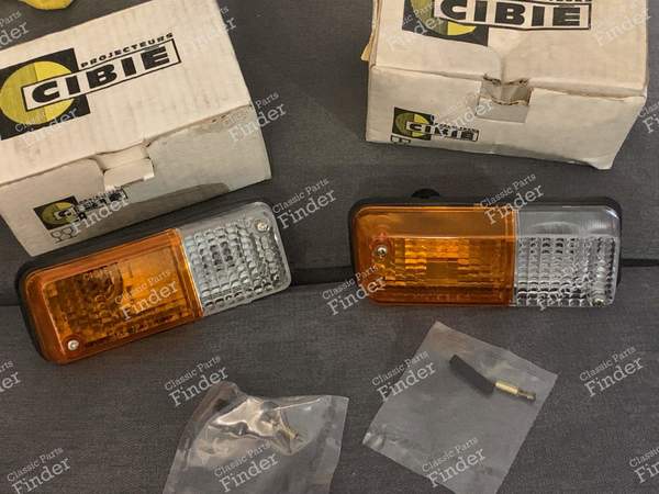 Two-tone turn signals - RENAULT 12 / Virage (R12) - 3076- 0