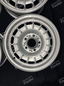 Original Baroque wheels - 6.5Jx14 ET30 - MERCEDES BENZ W108 / W109 - 1084001002- thumb-2