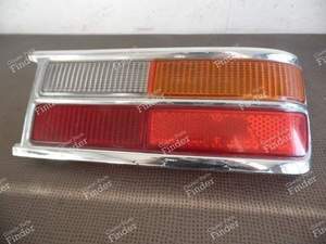 CABOCHON RIGHT TAIL LIGHT BMW 2000 "NEUE KLASSE for BMW 1500 / 1600 / 1800 / 2000 (Neue Klasse)