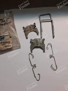 Brake pad mounting kit - PEUGEOT 504