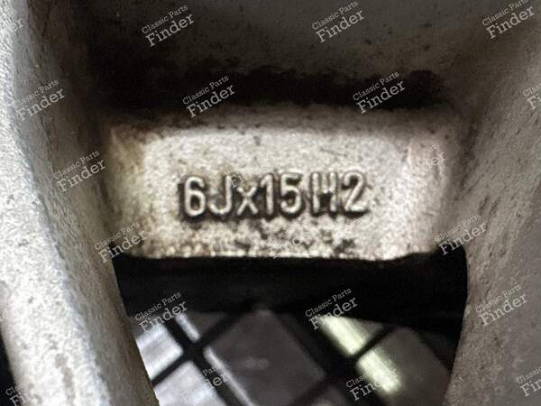 Felgen in der Turbo-Ausführung - PORSCHE 924 - 477601031HJ- 2
