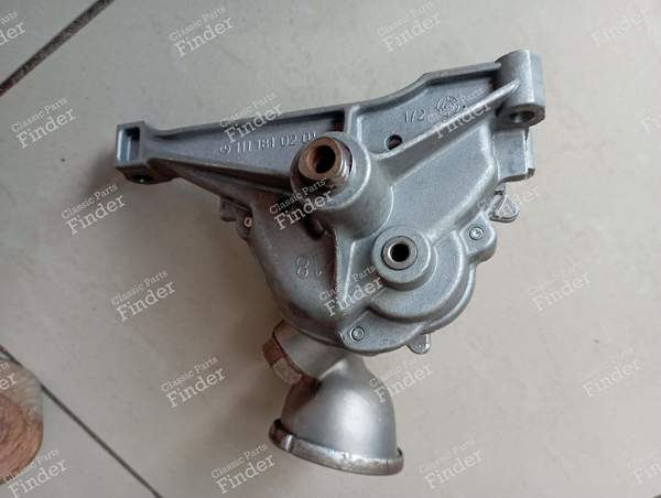 Pompe à huile - MERCEDES BENZ E (W124) - 1111810120- 2