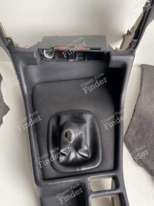 Center Console - BMW 5 (E34) - thumb-4