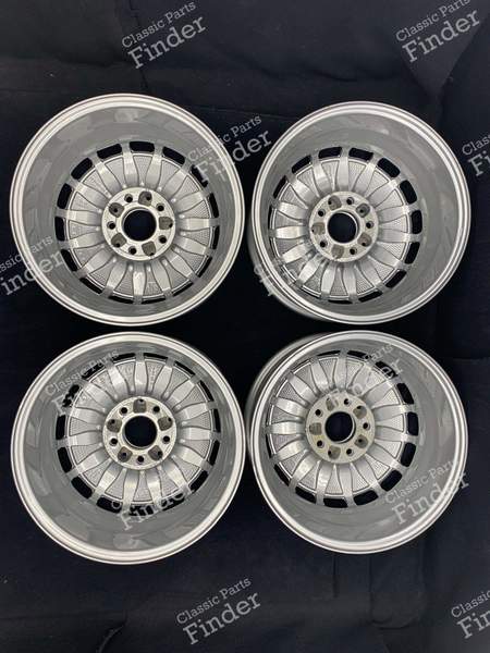 Original 'Gullideckel' Alloy Wheels 6Jx15 ET49 - MERCEDES BENZ 190 (W201) - 2014001502- 8